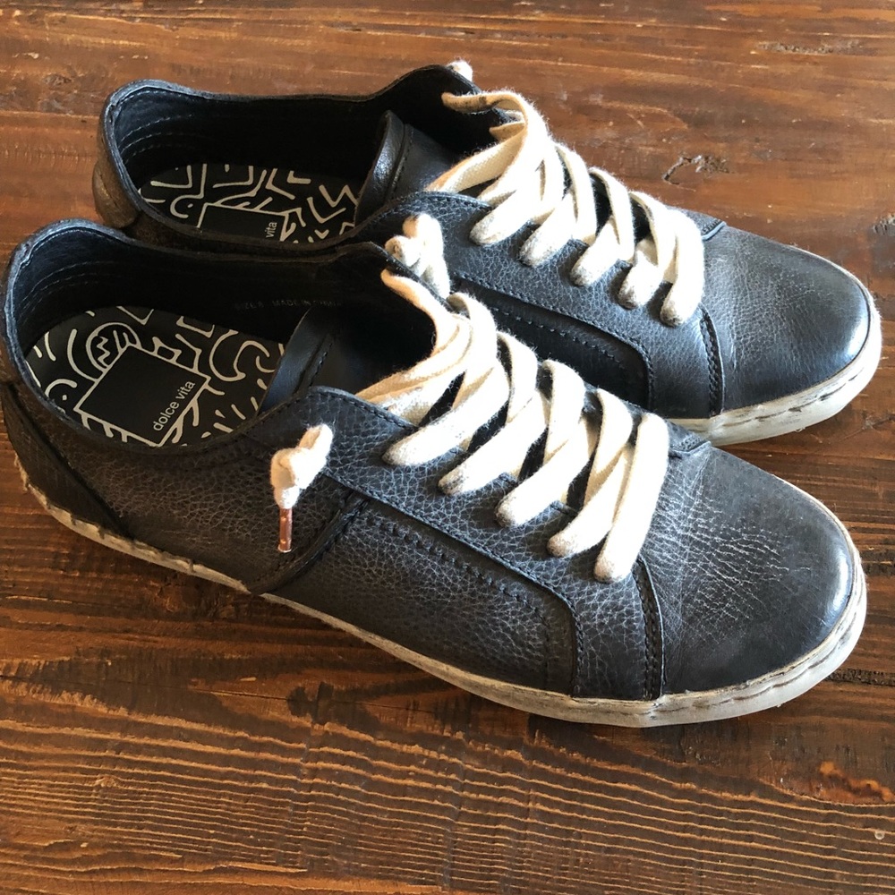 Dolce Vita Black Leather slip on sneakers